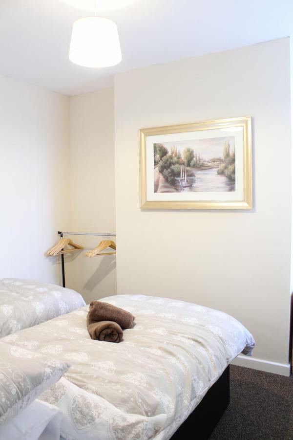 Van Apartments Caerphilly Eksteriør bilde